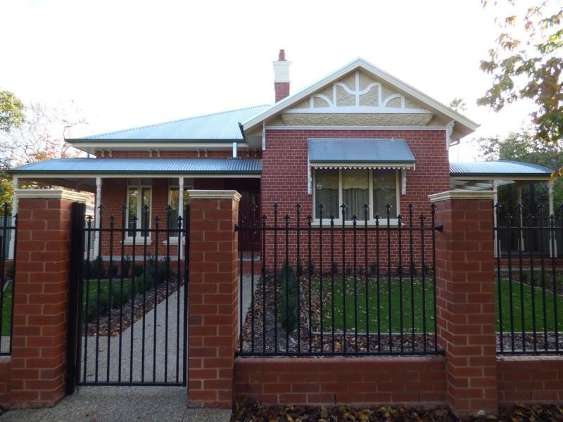 1/32 Nunn Street, Benalla VIC 3672