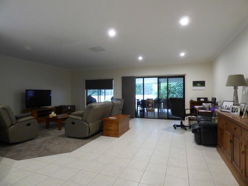 11 Robinson Court, Benalla VIC 3672