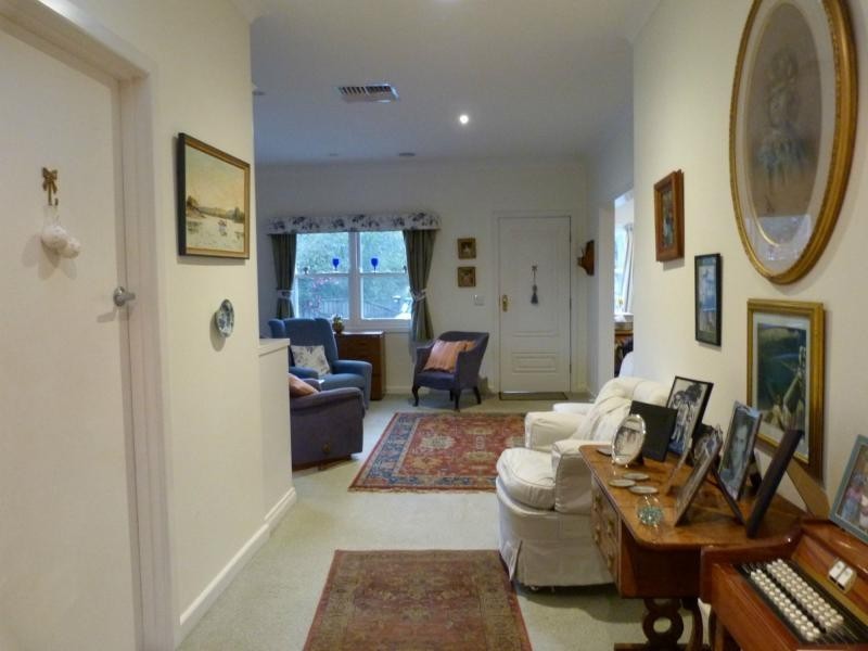 10 Dunlop Place, Benalla VIC 3672