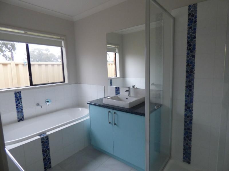 10 The Culdersac, Benalla VIC 3672