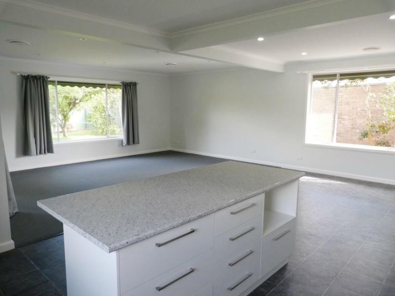 12 Waller Street, Benalla VIC 3672