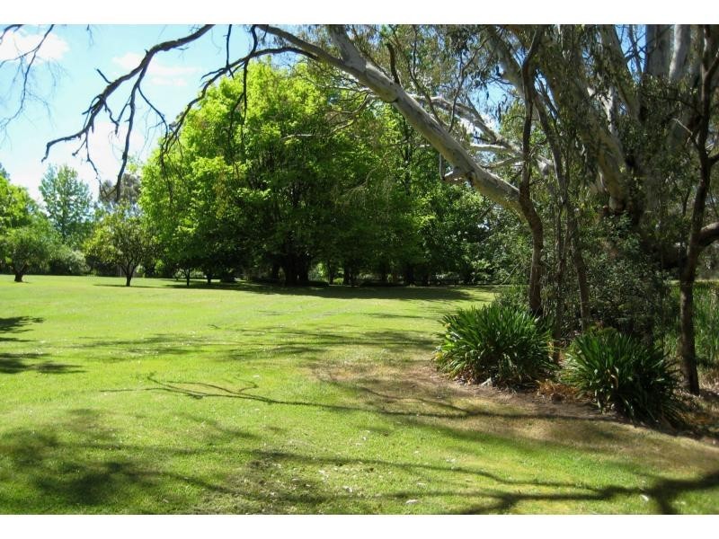 71 Grant Drive, Benalla VIC 3672