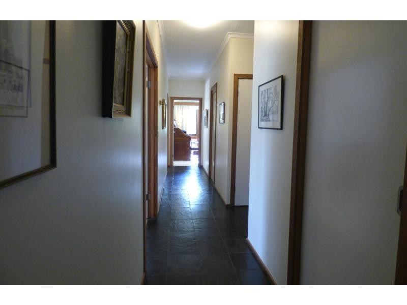 71 Grant Drive, Benalla VIC 3672