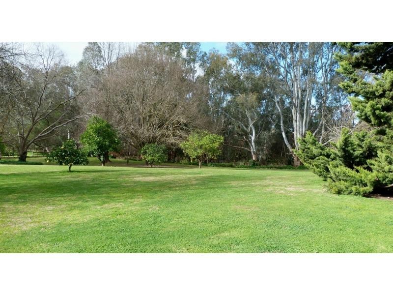 71 Grant Drive, Benalla VIC 3672