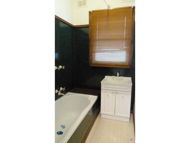 39 Cook Street, Benalla VIC 3672