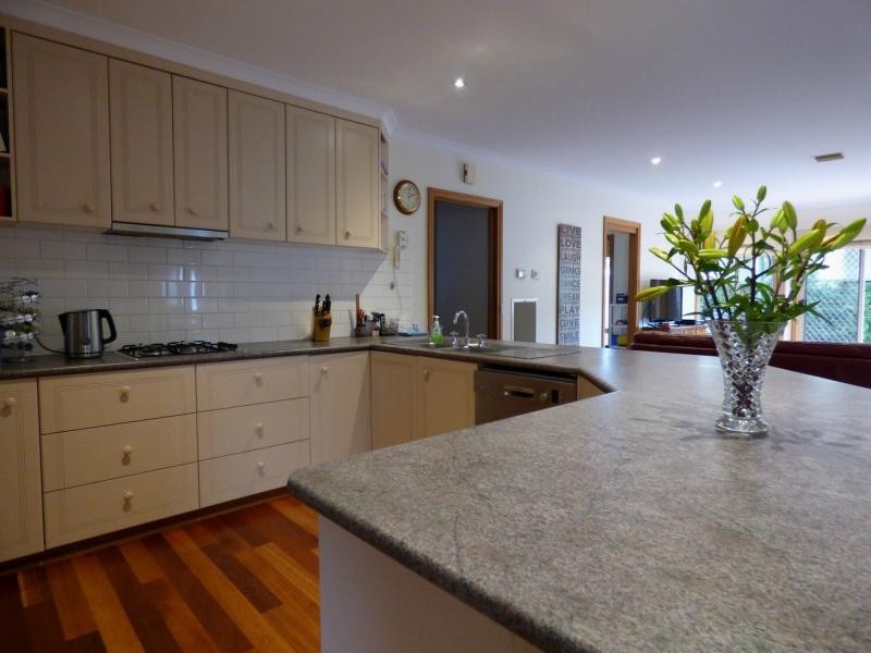 7 Grubissa Court, Benalla VIC 3672