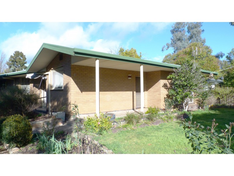 9 Waller St, Benalla VIC 3672