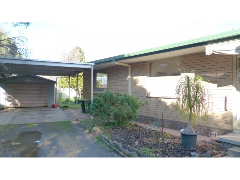 9 Waller St, Benalla VIC 3672