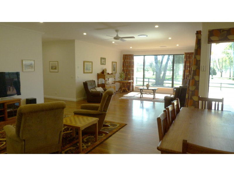 23 Maud St, Benalla VIC 3672