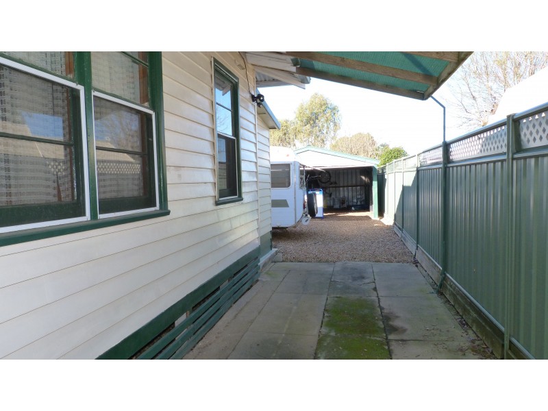 15 Afton Ave, Benalla VIC 3672