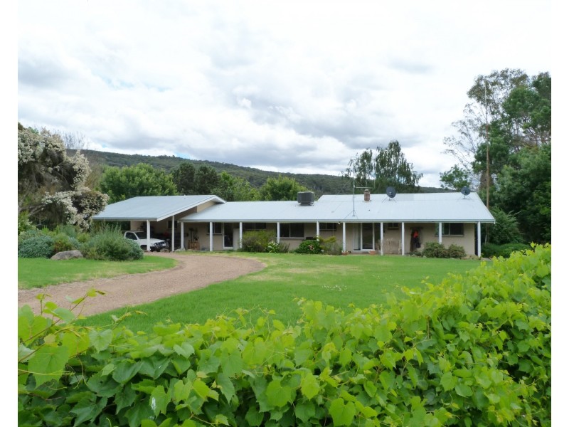 315 Davies Rd, Warrenbayne VIC 3670