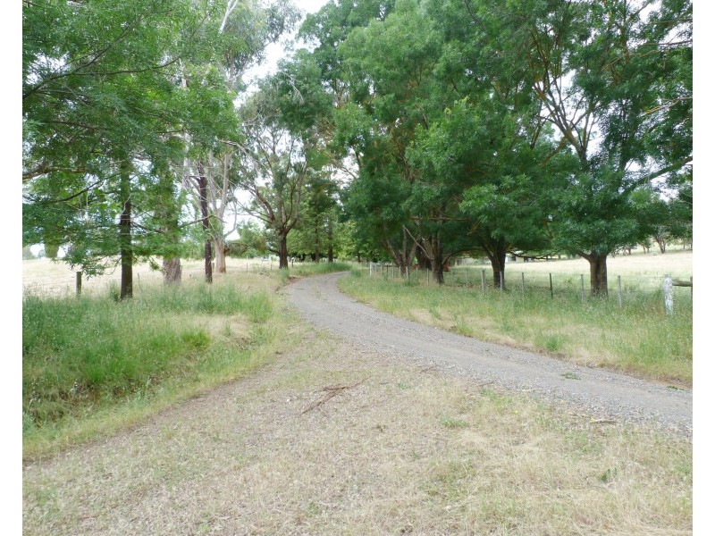 315 Davies Rd, Warrenbayne VIC 3670