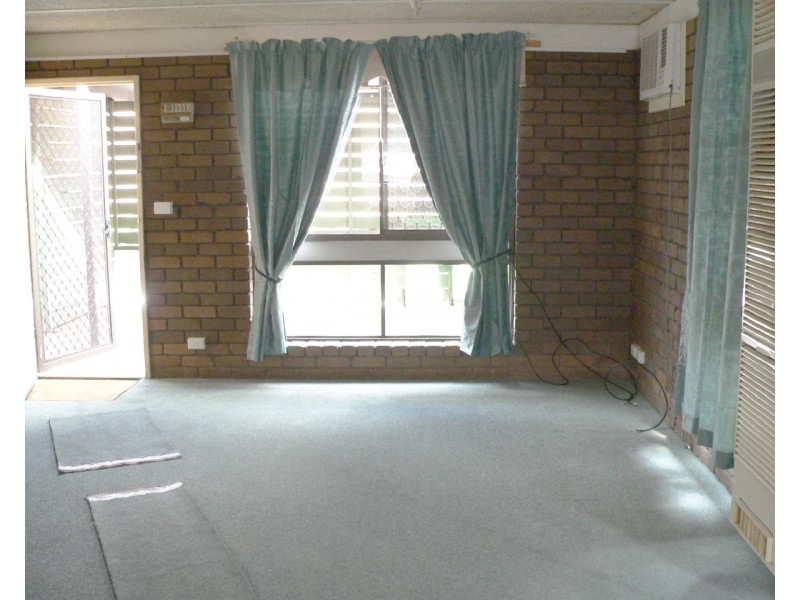 1/1 Nixon St, Benalla VIC 3672