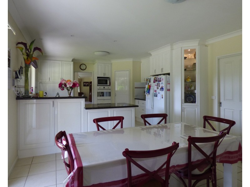 54 Grant Dr, Benalla VIC 3672