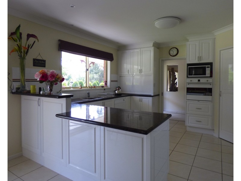 54 Grant Dr, Benalla VIC 3672