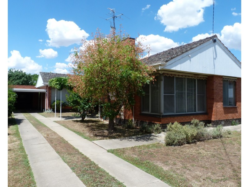 31 Clarke St, Benalla VIC 3672