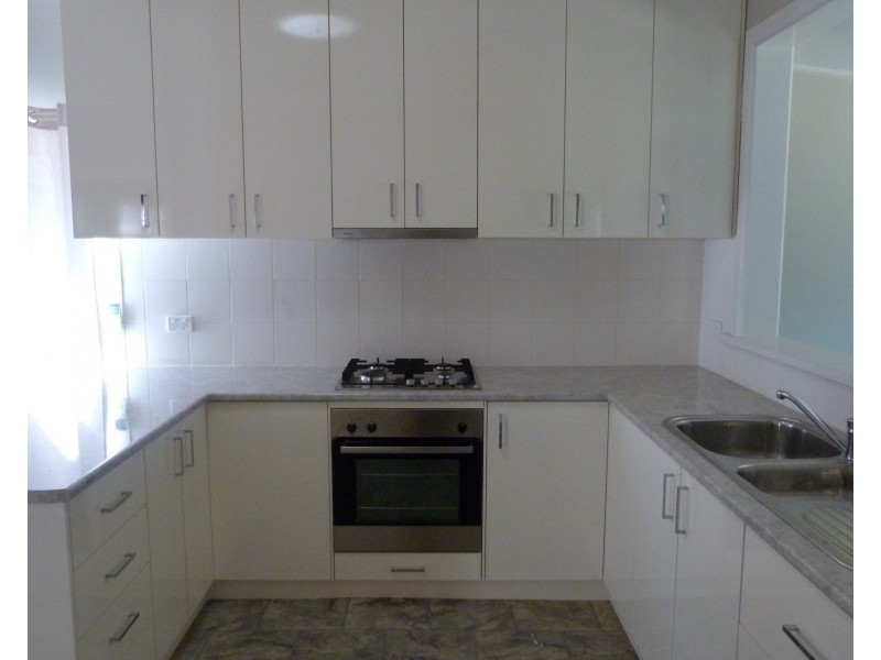 69 Benson St, Benalla VIC 3672