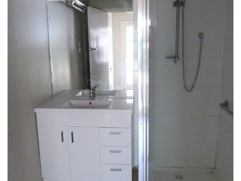 69 Benson St, Benalla VIC 3672