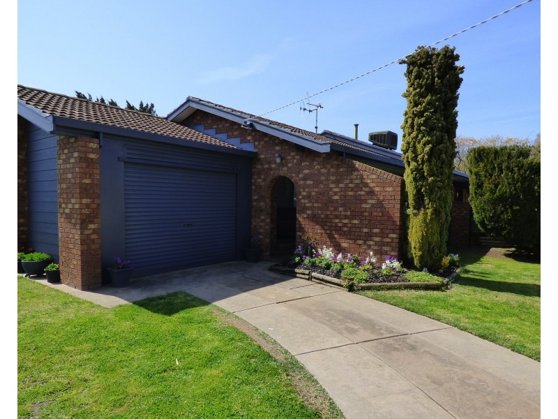 84 Coish Ave, Benalla VIC 3672