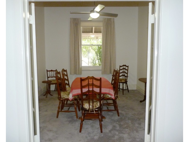 14 Nixon St, Benalla VIC 3672