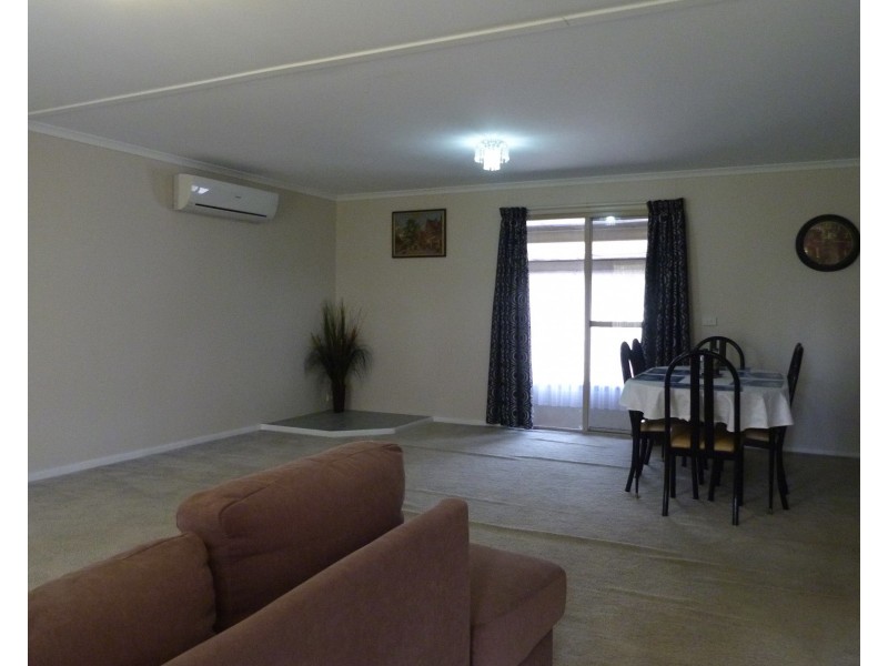 13 Burness Rd, Benalla VIC 3672