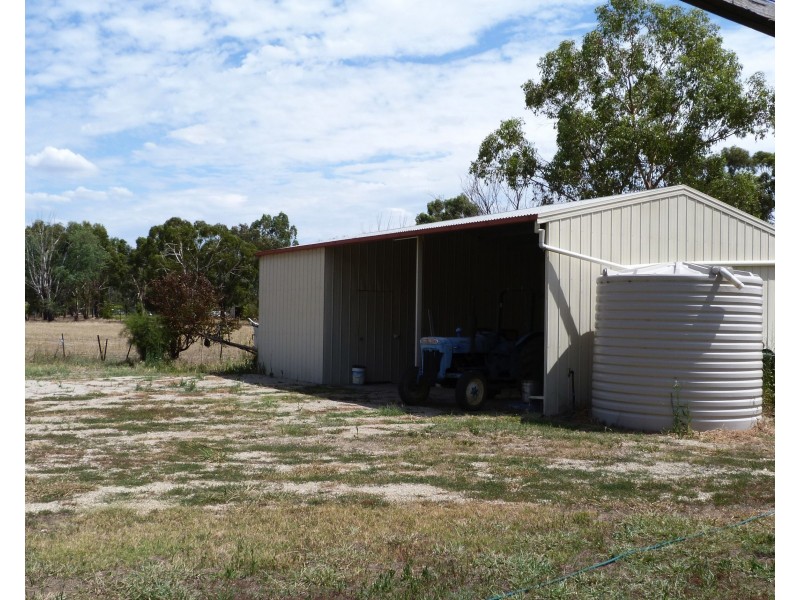 13 Burness Rd, Benalla VIC 3672