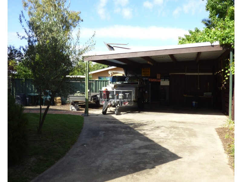 12 Kitson Ct, Benalla VIC 3672