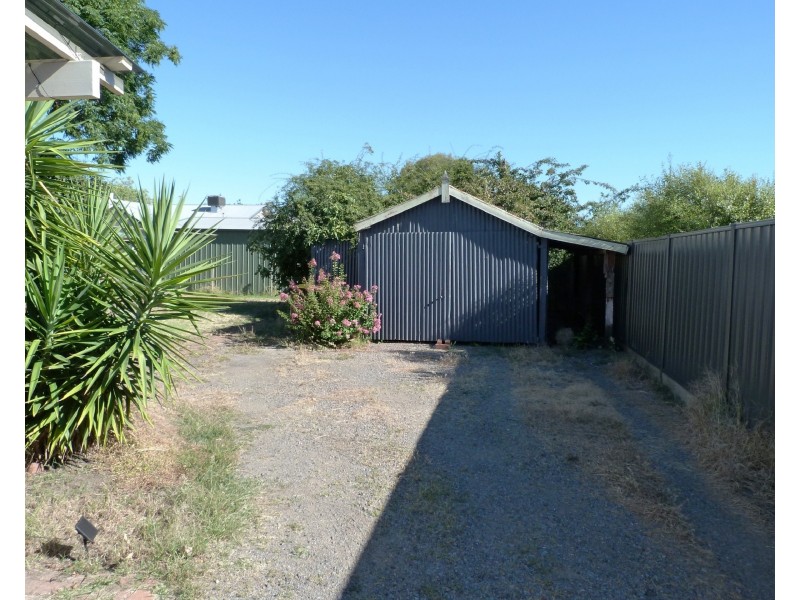 26 Wedge St, Benalla VIC 3672