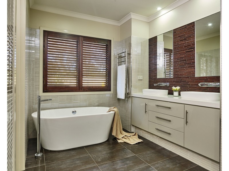 000 Cowan, Benalla VIC 3672