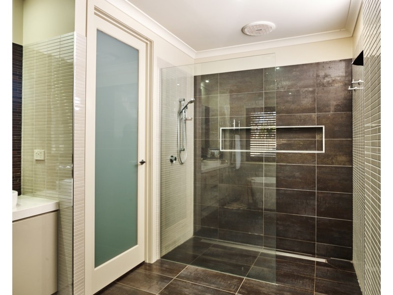 000 Cowan, Benalla VIC 3672