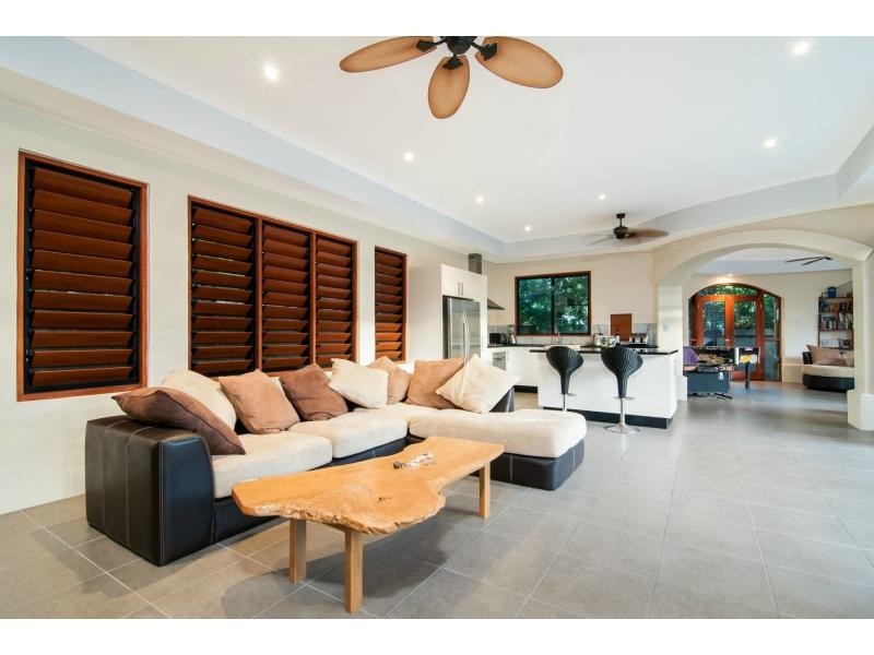 19 ‘The Sands’ Barrier Street, Port Douglas QLD 4877