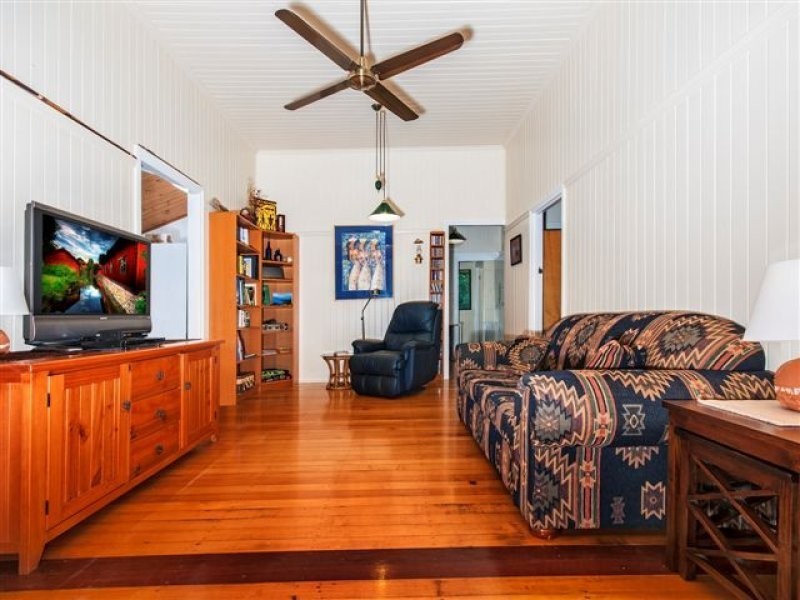 57 Gorge Road, Mossman QLD 4873