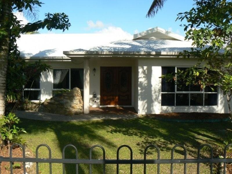 8 Shalom Close, Cooya Beach QLD 4873