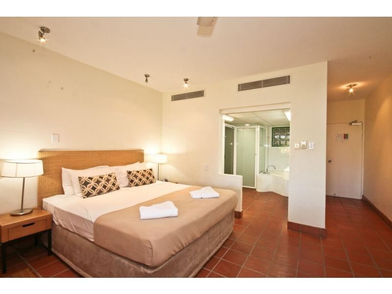 Unit 216/2-4 Macrossan ‘Club Tropical’ Street, Port Douglas QLD 4877