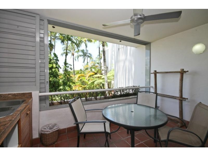 Unit 216/2-4 Macrossan ‘Club Tropical’ Street, Port Douglas QLD 4877