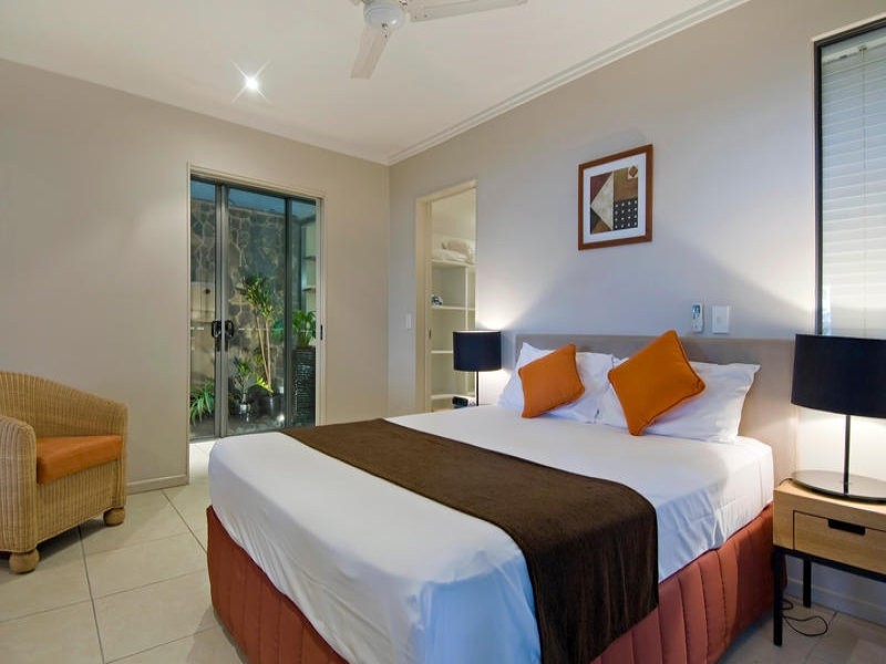 63 Vasey Esplanade, Trinity Beach QLD 4879