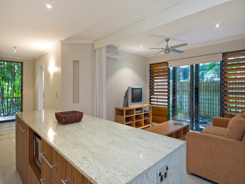 63 Vasey Esplanade, Trinity Beach QLD 4879