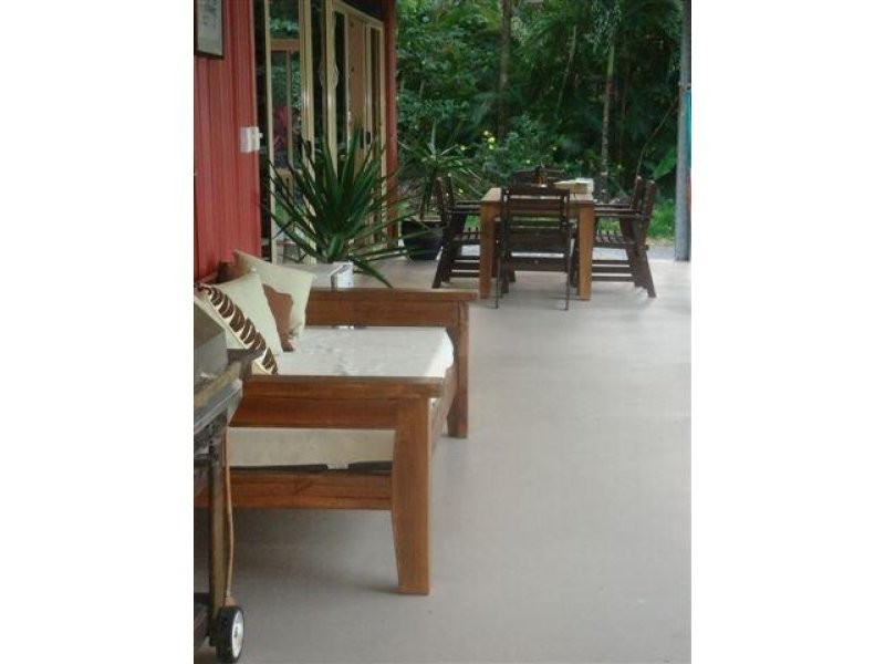 13 Somerset Drive, Miallo QLD 4873