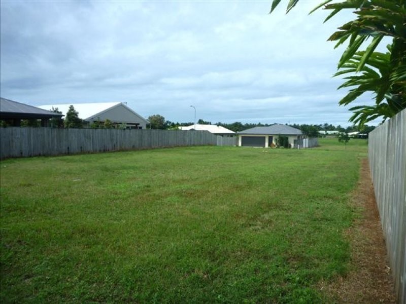3 Yidi Close, Cooya Beach QLD 4873