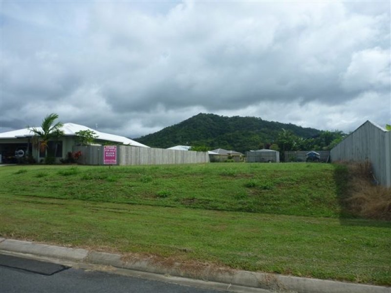 3 Yidi Close, Cooya Beach QLD 4873