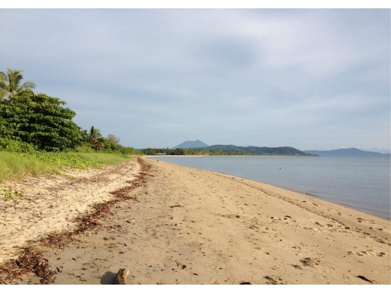 12 Shalom Close, Cooya Beach QLD 4873