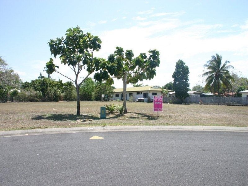 19 Ocean Avenue, Cooya Beach QLD 4873