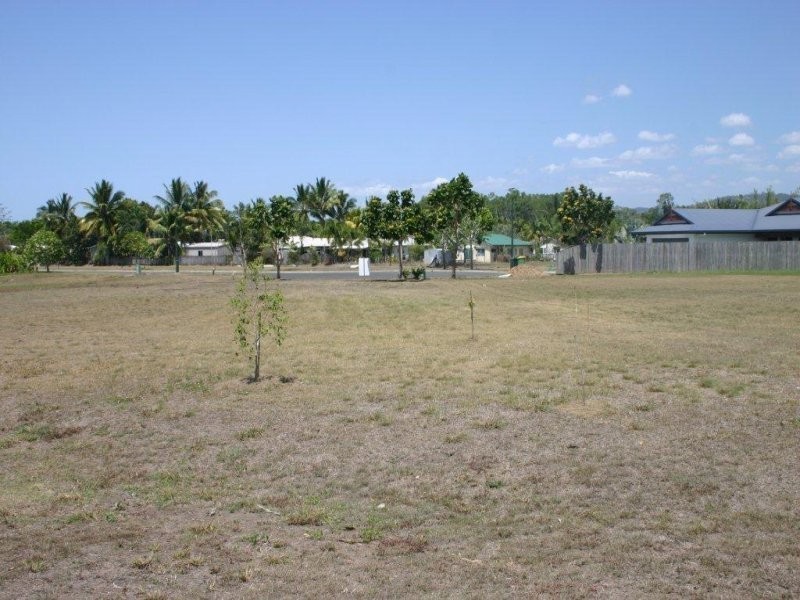 19 Ocean Avenue, Cooya Beach QLD 4873