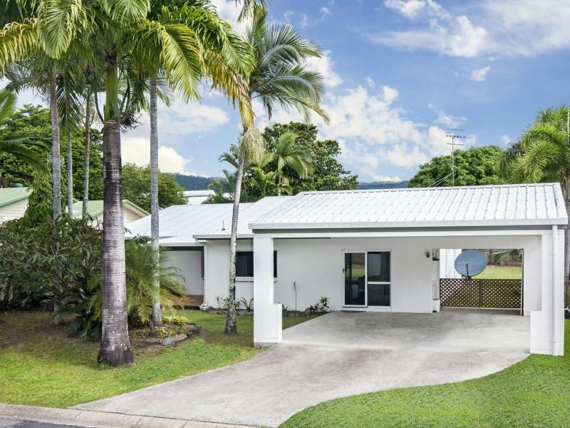 16 Ribbon Avenue, Port Douglas QLD 4877