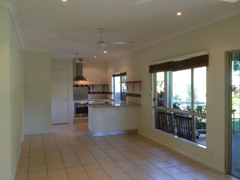 5 Oasis Drive, Wonga QLD 4873