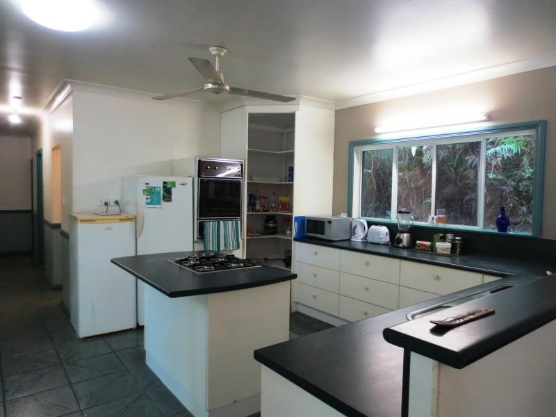 4 Gorge View Crescent, Mossman Gorge QLD 4873