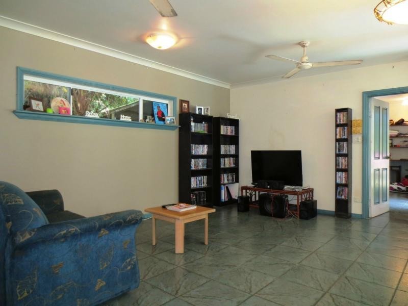4 Gorge View Crescent, Mossman Gorge QLD 4873