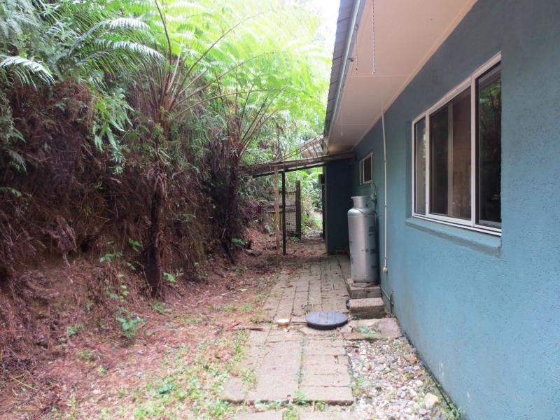 4 Gorge View Crescent, Mossman Gorge QLD 4873