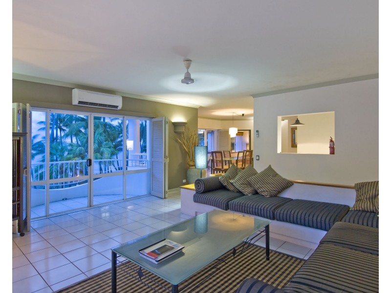 16 Alamanda Beachfront St, Palm Cove QLD 4879