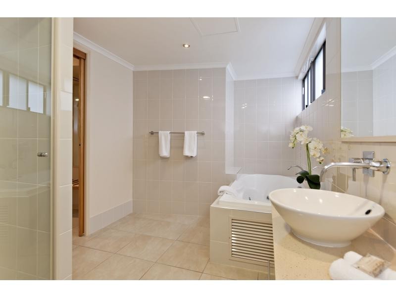 Unit 18/27 Davidson Street, Port Douglas QLD 4877